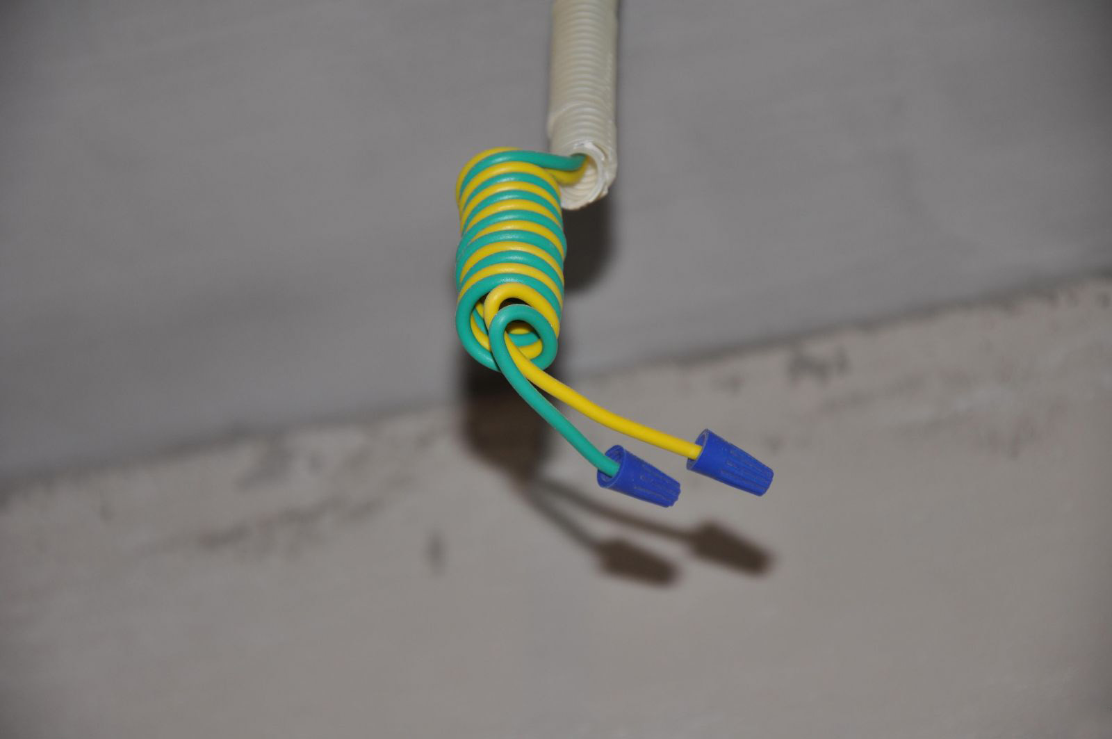 智能家居室內(nèi)電路改造施工注意事項(xiàng) 綜合布線 監(jiān)控技巧  第1張